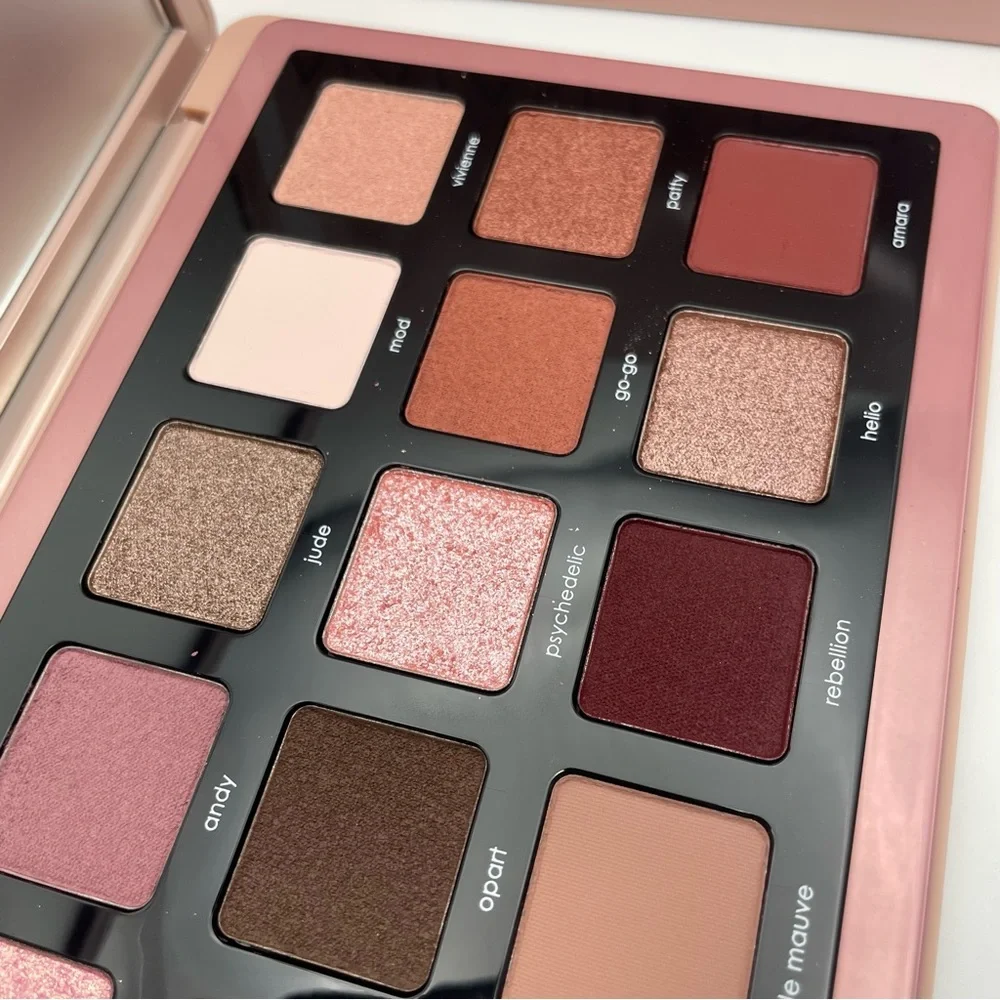 NATASHA DENONA | Retro Palette (Brand New!) 💘✨ - Picture 5 of 9